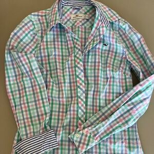 Button down Vineyard Vines Blouse